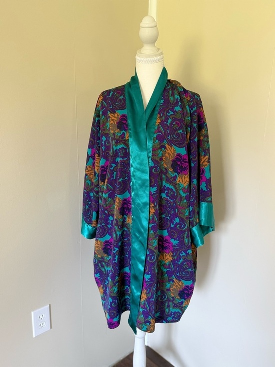 Victoria's Secret Other - Vintage 80s Victorias Secret Gold Label Floral Kimono Satin Silk Robe